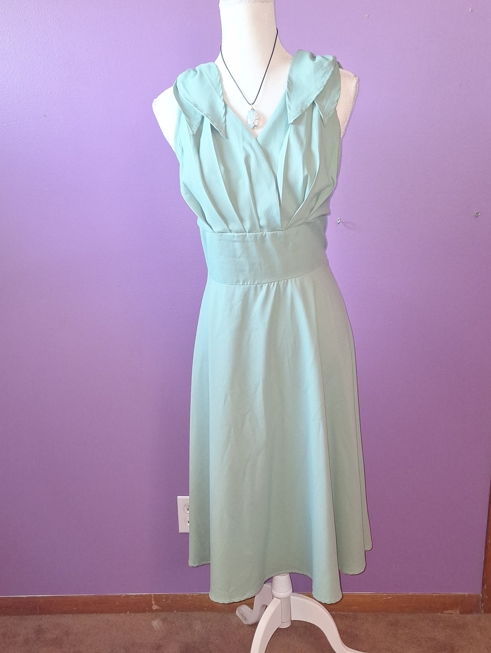 Petal Sleeve Mint Midi Dress with Pleated V-Neck and Defined Waist